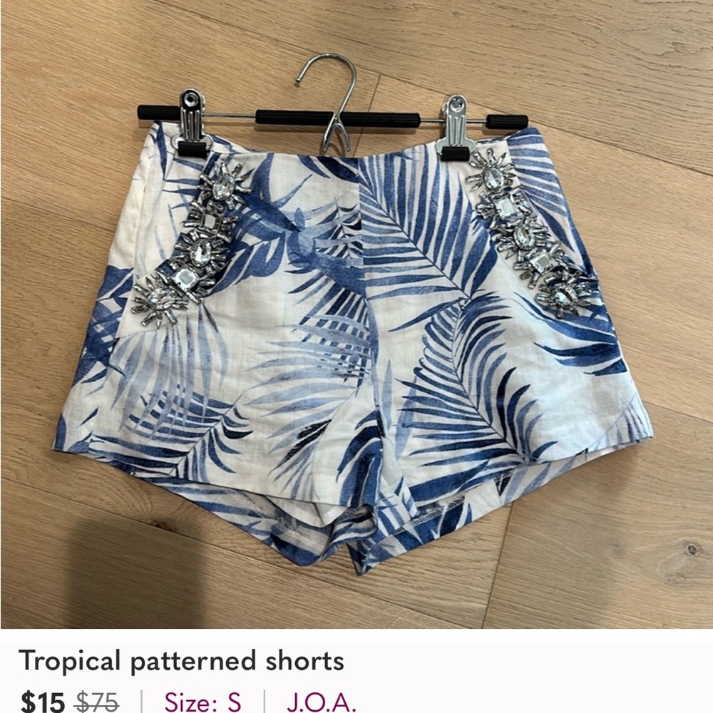 J.O.A. Blue Tropical Patterned Women's Shorts